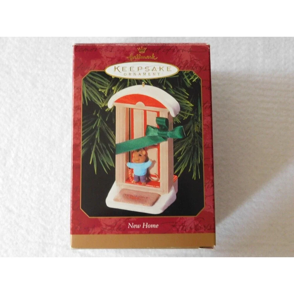 Hallmark Keepsake Ornament New Home Welcoming Mouse Ornament 1998